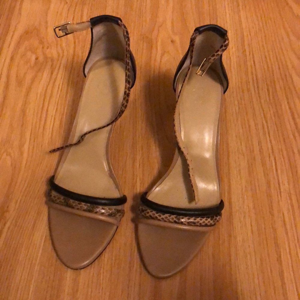Ann Taylor small heels